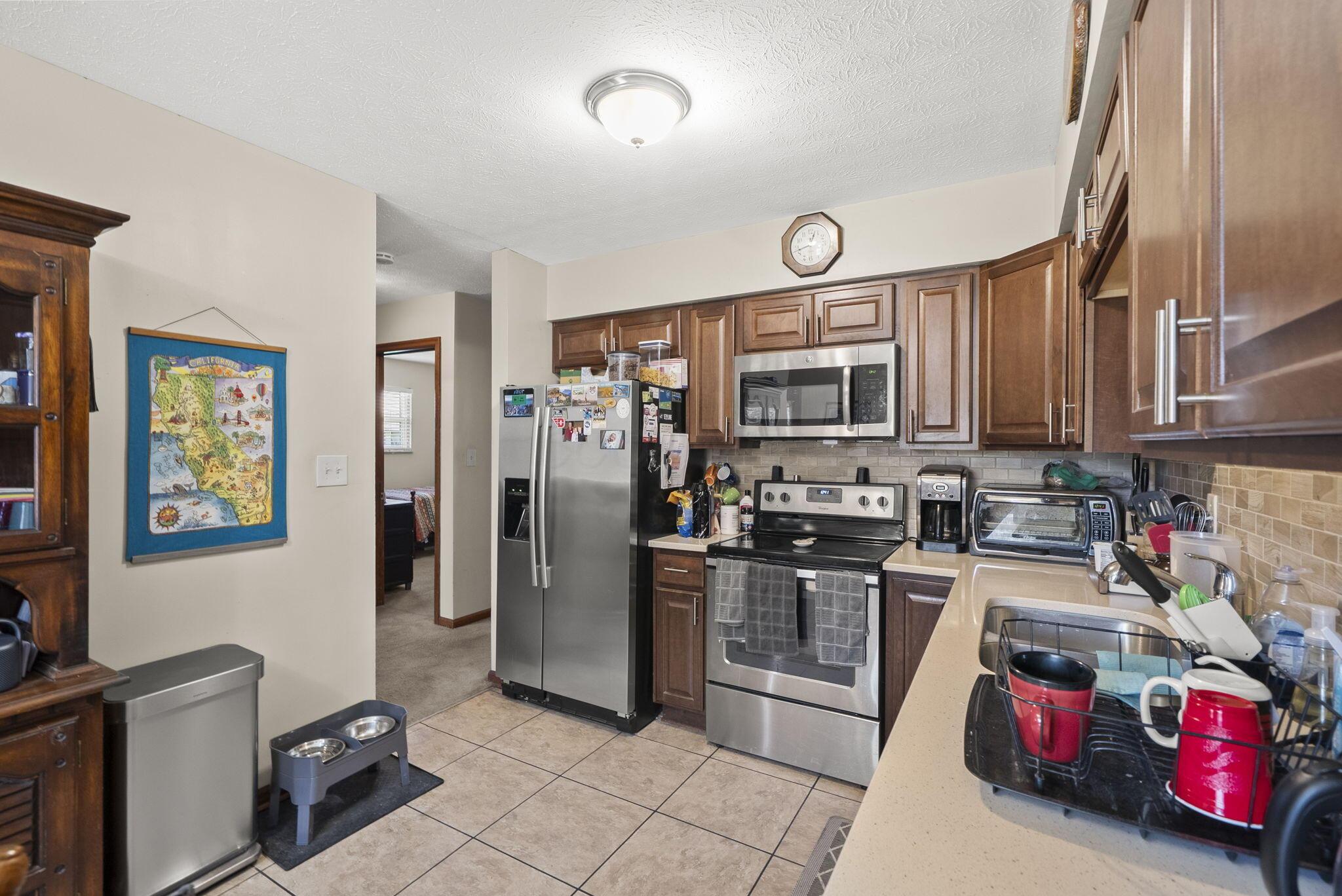3930 Beulah Road Columbus, OH 43224 - Photo 5 of 40 6-web-or-mls-DSC09931