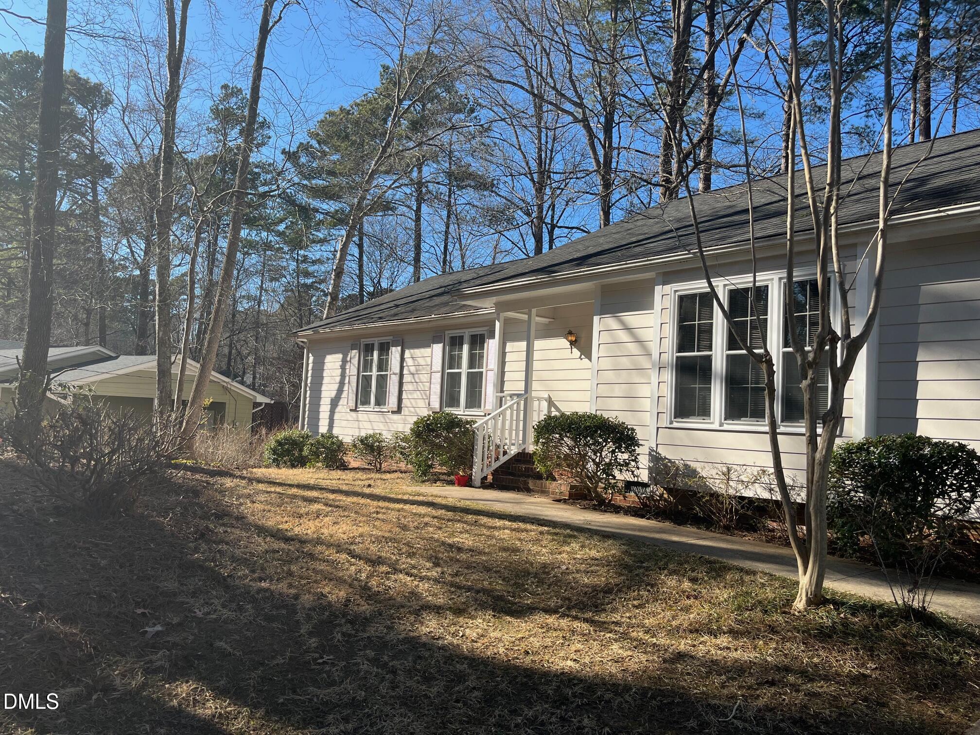 2008 Hillock Drive Raleigh, NC 27612 - Photo 2 of 24 IMG_0811