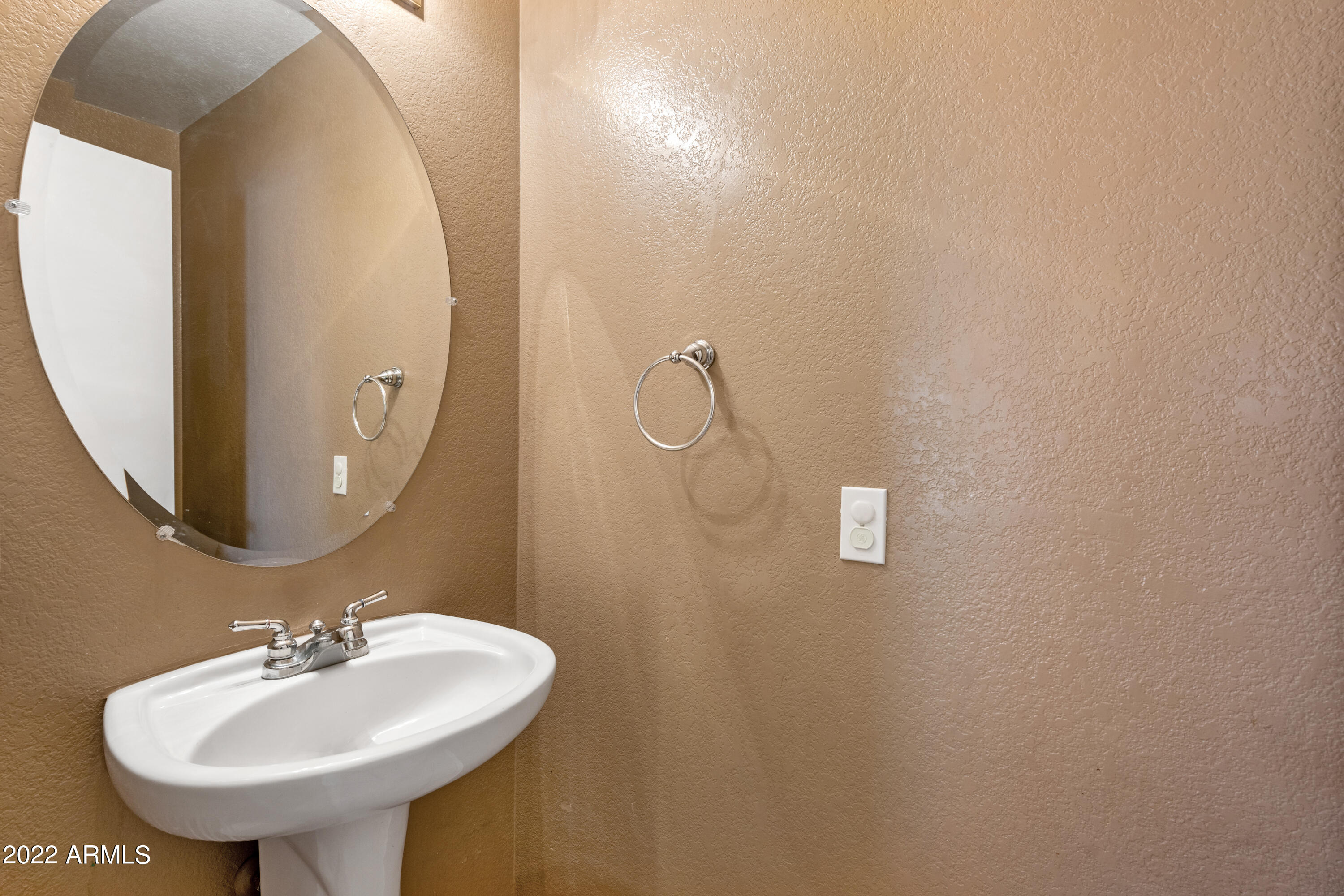 8543 West Berkeley Road Phoenix, AZ 85037 - Photo 13 of 27 RKP_0345