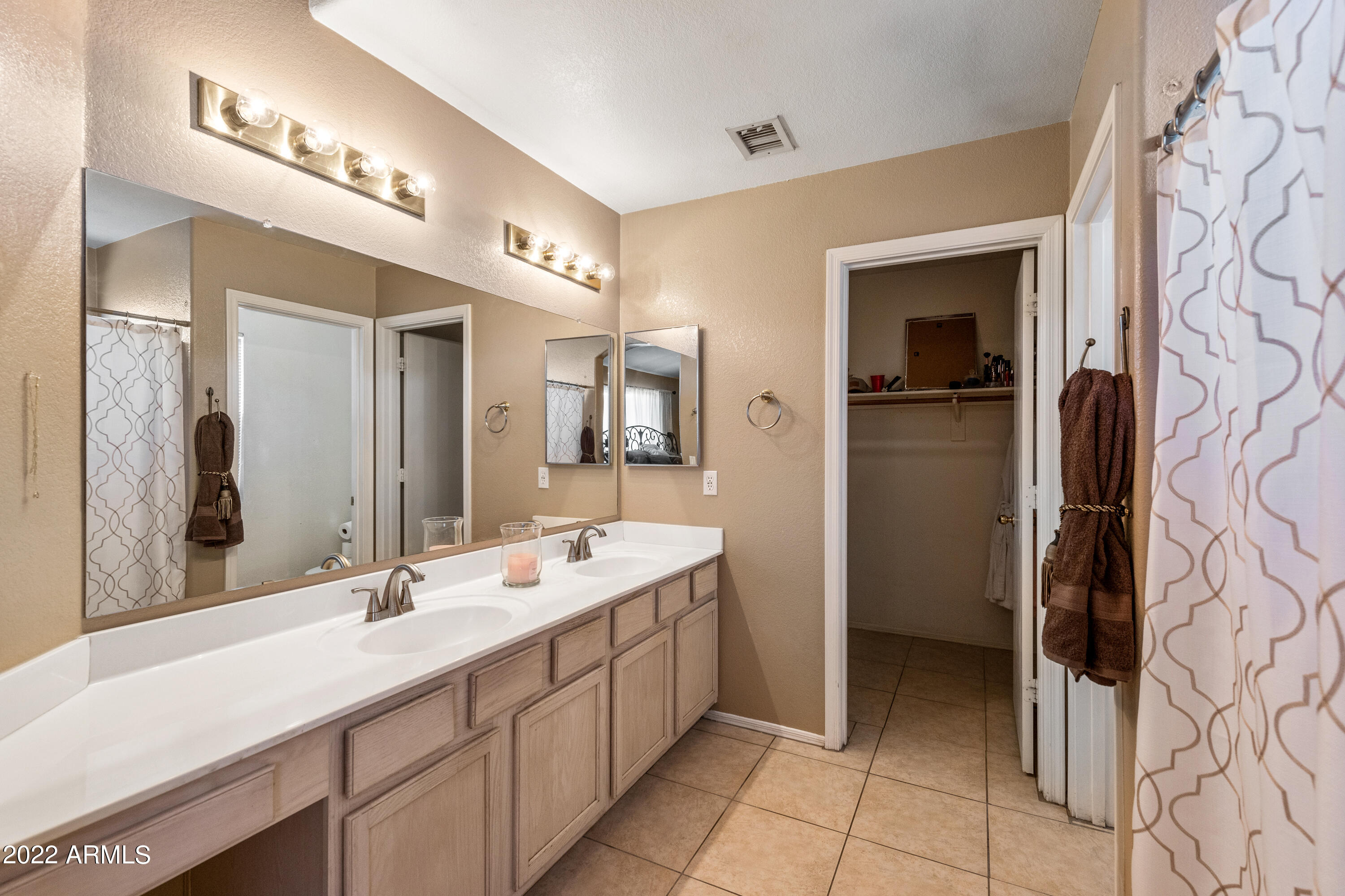8543 West Berkeley Road Phoenix, AZ 85037 - Photo 20 of 27 RKP_0367