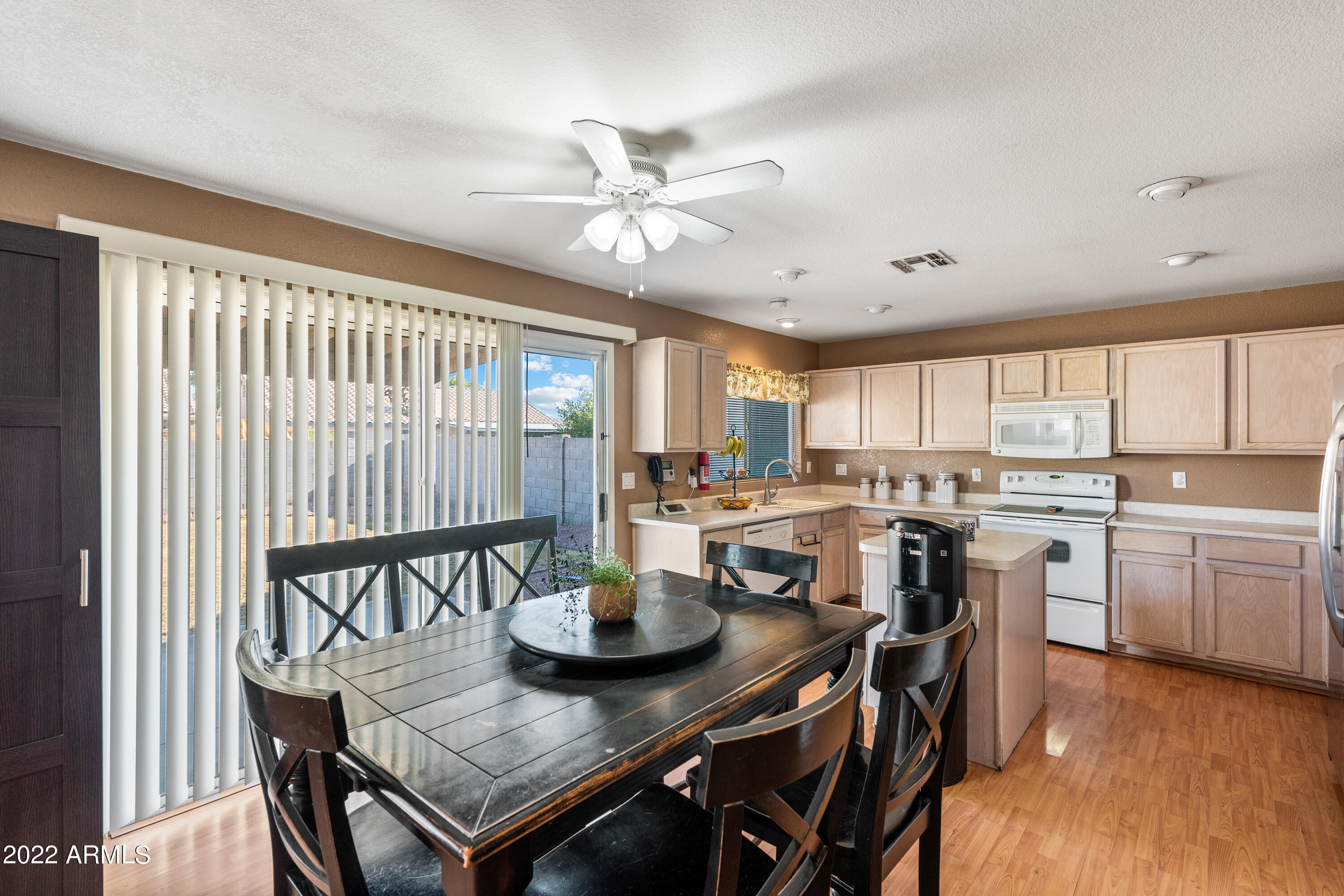8543 West Berkeley Road Phoenix, AZ 85037 - Photo 7 of 27 RKP_0326