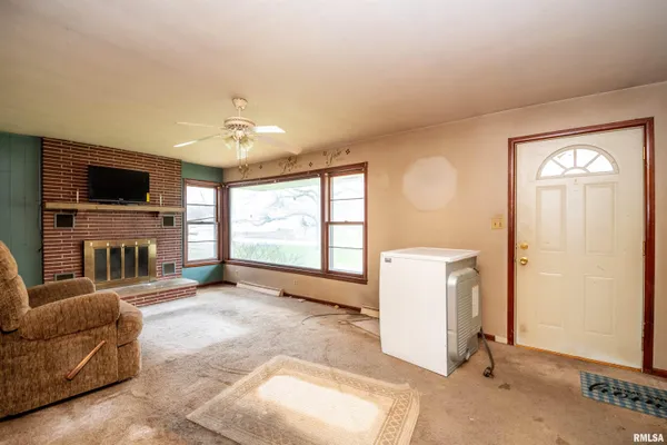$69,900 | 5024 East Lawrence Avenue, Chillicothe, IL 61523
