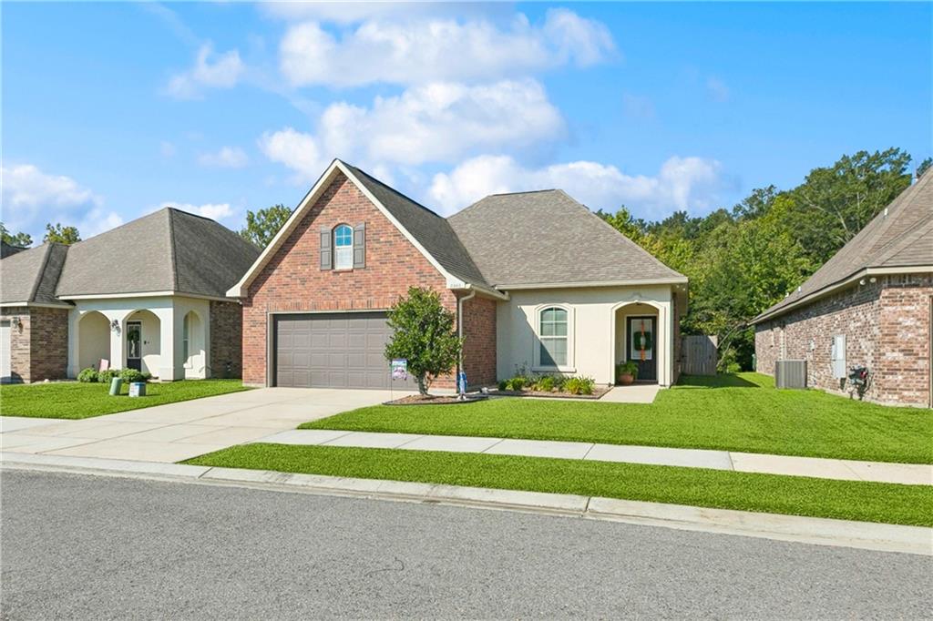 8966 Falling Oak Drive Baton Rouge, LA 70817 - Photo 2 of 25