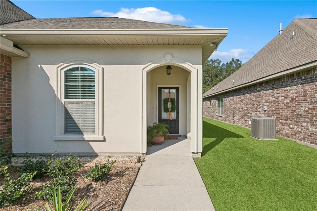 8966 Falling Oak Drive Baton Rouge, LA 70817 - Photo 4 of 25