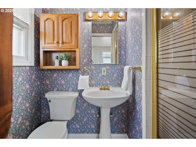 $450,000 | 4196 Ward Drive Northeast, Salem, OR 97305