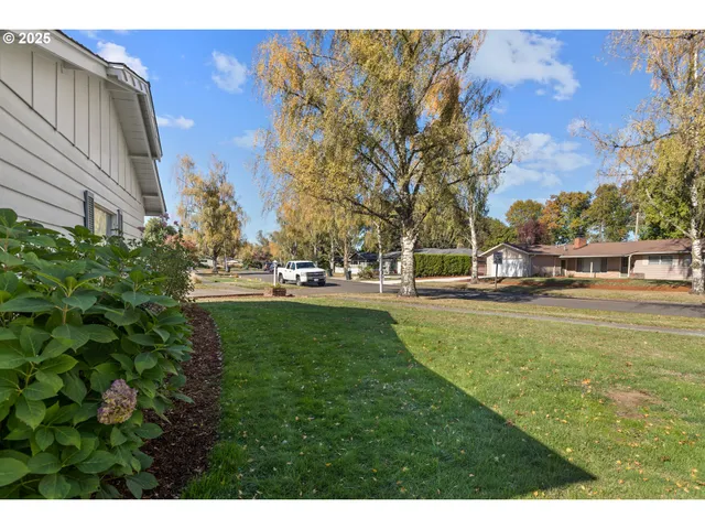 $450,000 | 4196 Ward Drive Northeast, Salem, OR 97305