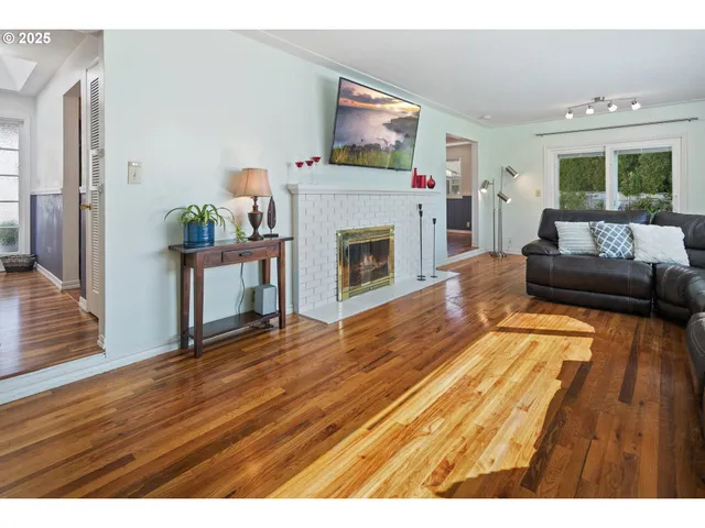 $450,000 | 4196 Ward Drive Northeast, Salem, OR 97305