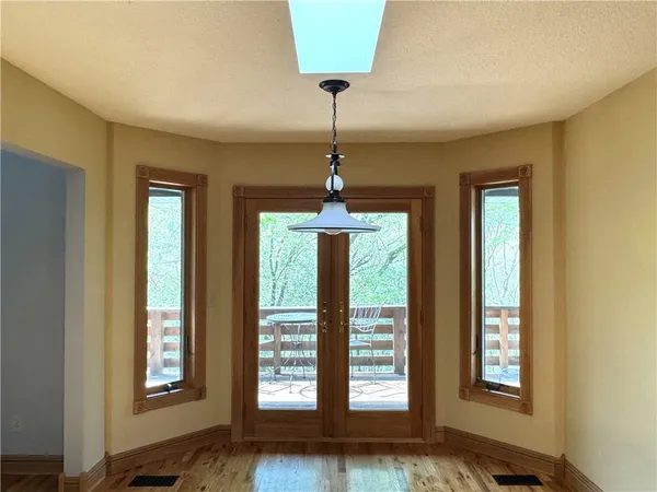 $725,000 | 22678 South Tyson Circle, Lacygne, KS 66040