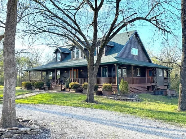 $725,000 | 22678 South Tyson Circle, Lacygne, KS 66040