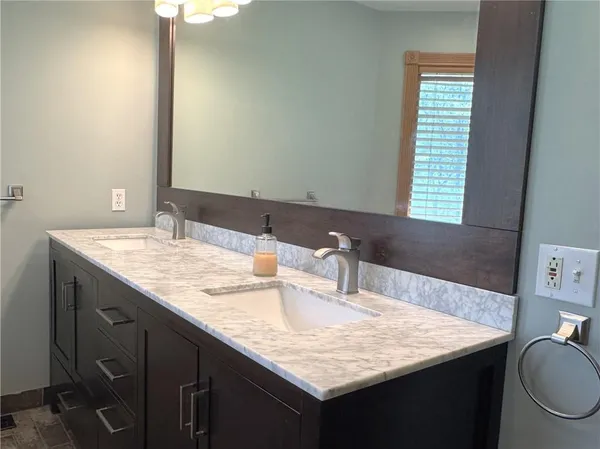 $725,000 | 22678 South Tyson Circle, Lacygne, KS 66040