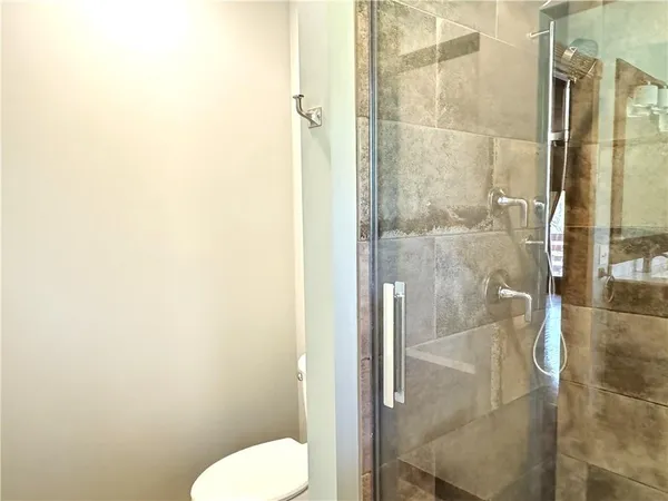 $725,000 | 22678 South Tyson Circle, Lacygne, KS 66040