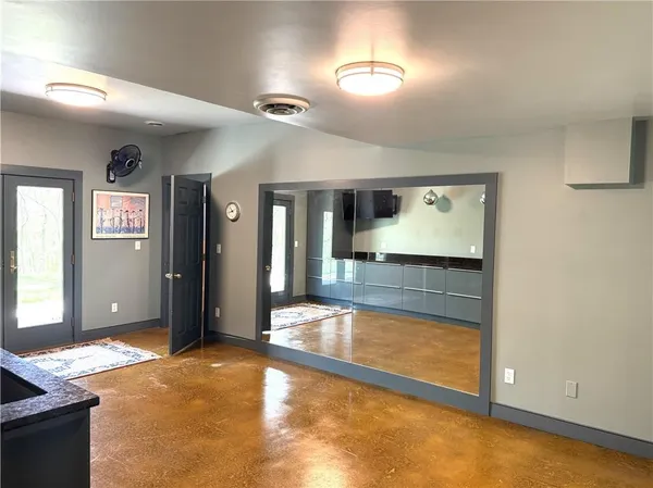 $725,000 | 22678 South Tyson Circle, Lacygne, KS 66040