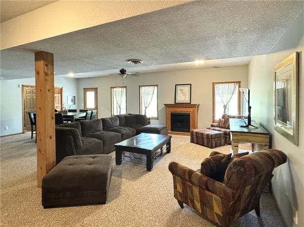 $725,000 | 22678 South Tyson Circle, Lacygne, KS 66040