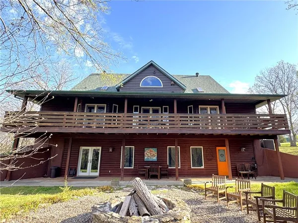 $725,000 | 22678 South Tyson Circle, Lacygne, KS 66040