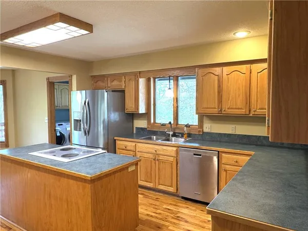 $725,000 | 22678 South Tyson Circle, Lacygne, KS 66040