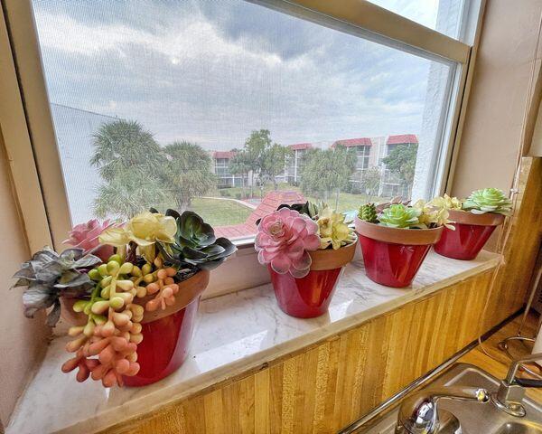 3551 Inverrary Drive, Unit 301 Lauderhill, FL 33319 - Photo 13 of 24 3551 I 12
