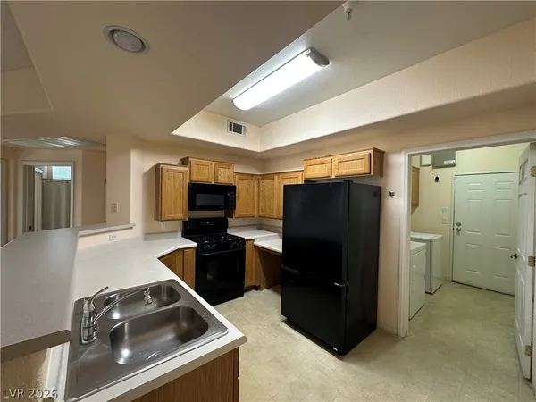 $1,610 | 5855 Valley Drive, Unit 1091, North Las Vegas, NV 89031