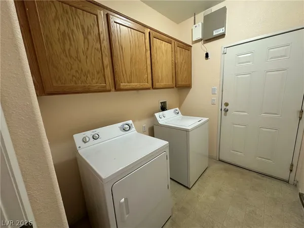 $1,610 | 5855 Valley Drive, Unit 1091, North Las Vegas, NV 89031