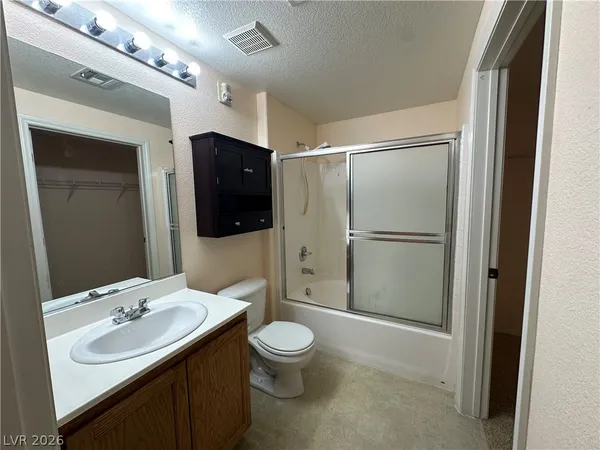 $1,610 | 5855 Valley Drive, Unit 1091, North Las Vegas, NV 89031