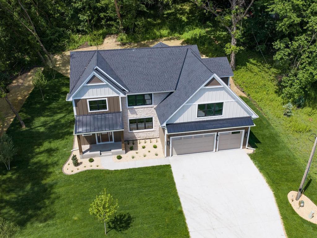 5034 Sparrow Road Minnetonka, MN 55345 - Photo 1 of 72