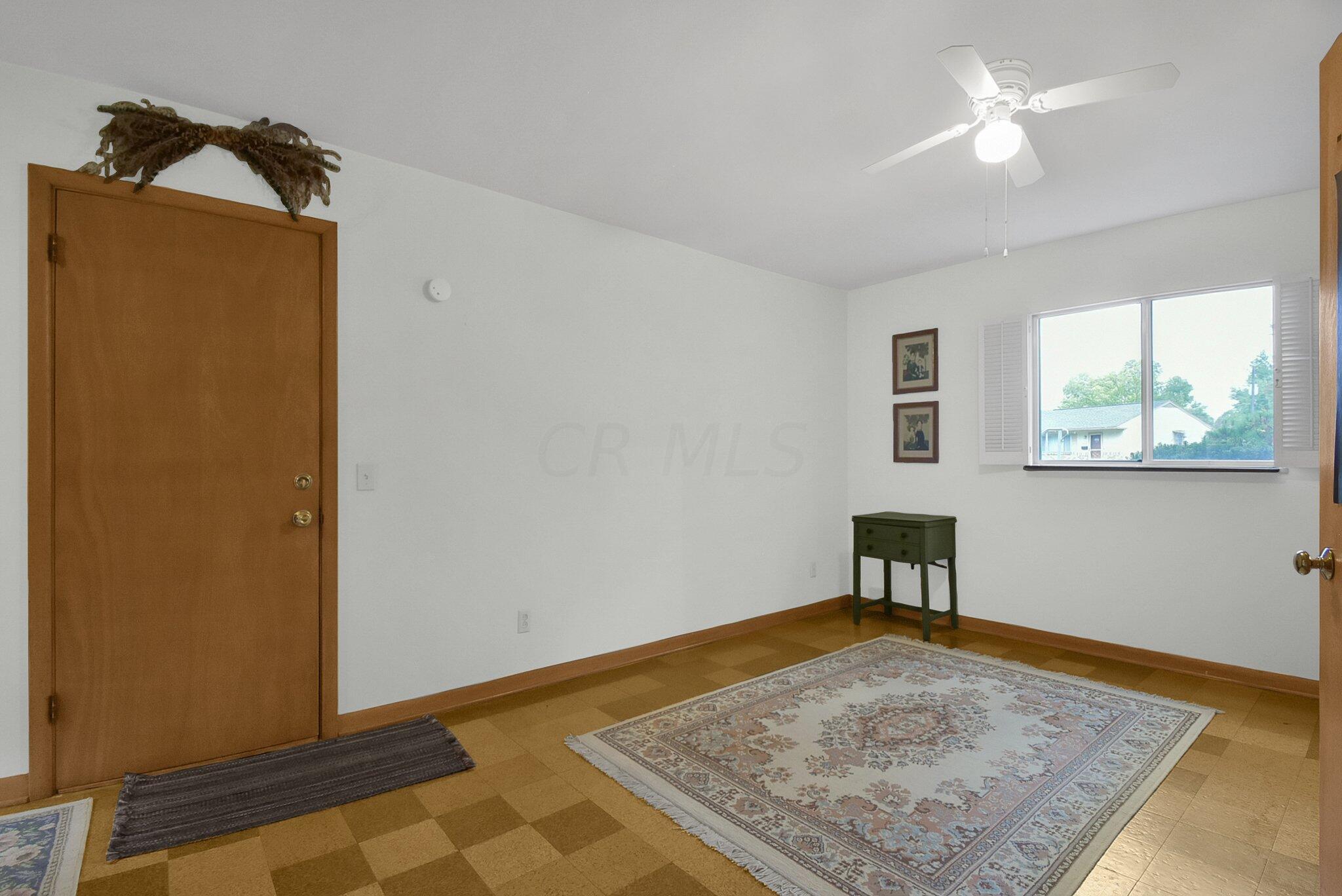 1390 Bryson Road Columbus, OH 43224 - Photo 24 of 30 LL family room
