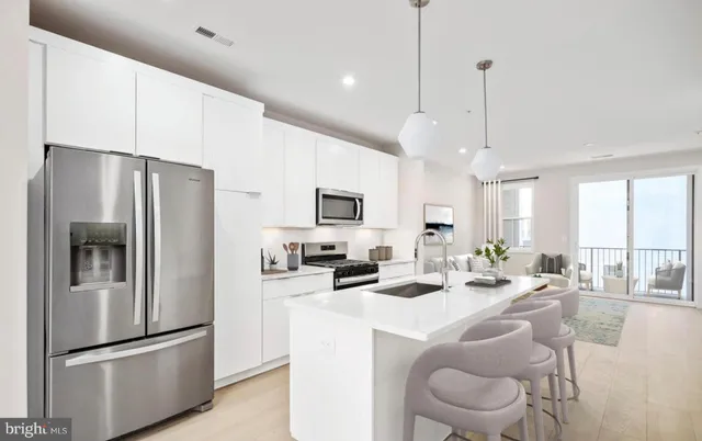 $3,800 | 4768 Sully Pt Lane, Chantilly, VA 20151