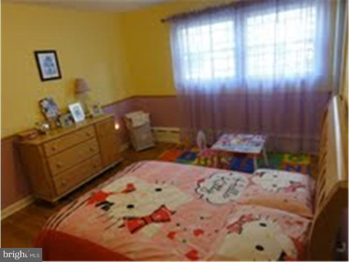 938 Irvin Road Huntingdon Valley, PA 19006 - Photo 13 of 20