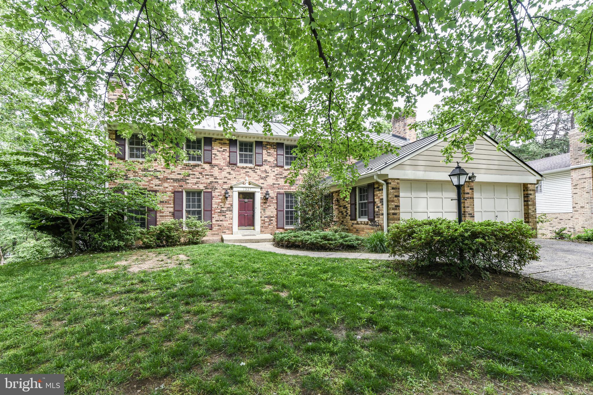 1327 Deep Run Lane Reston, VA 20190 - Photo 17 of 81