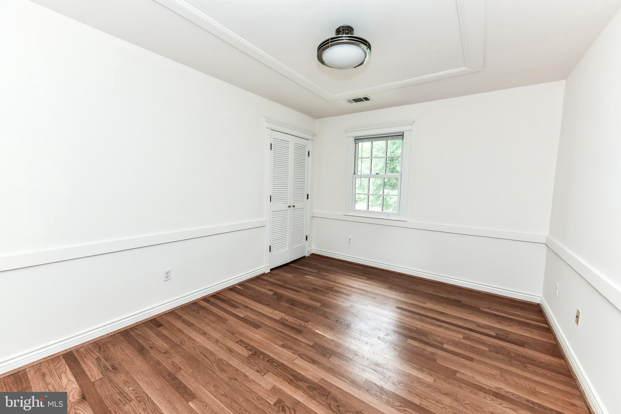 1327 Deep Run Lane Reston, VA 20190 - Photo 36 of 81