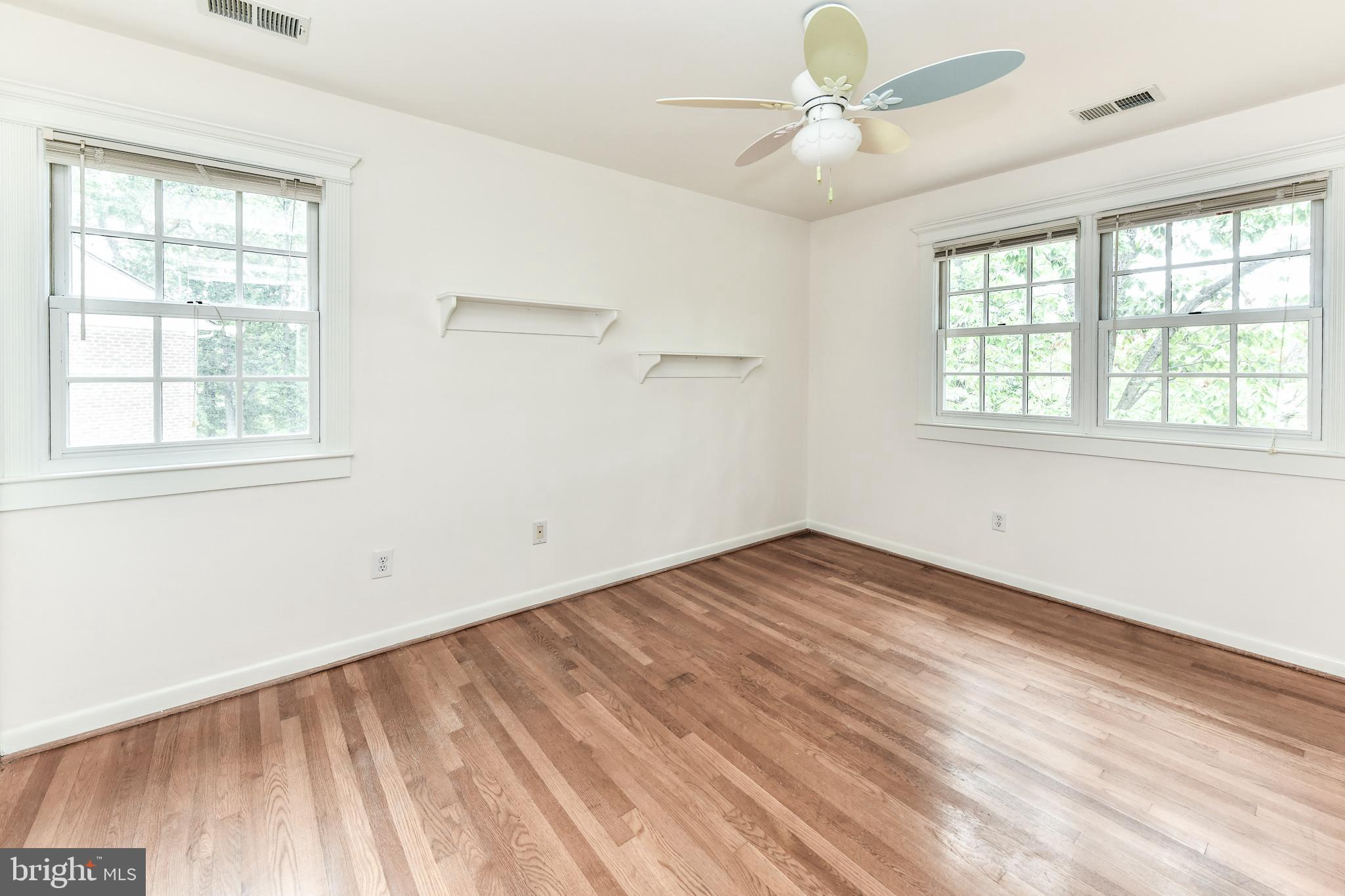 1327 Deep Run Lane Reston, VA 20190 - Photo 38 of 81