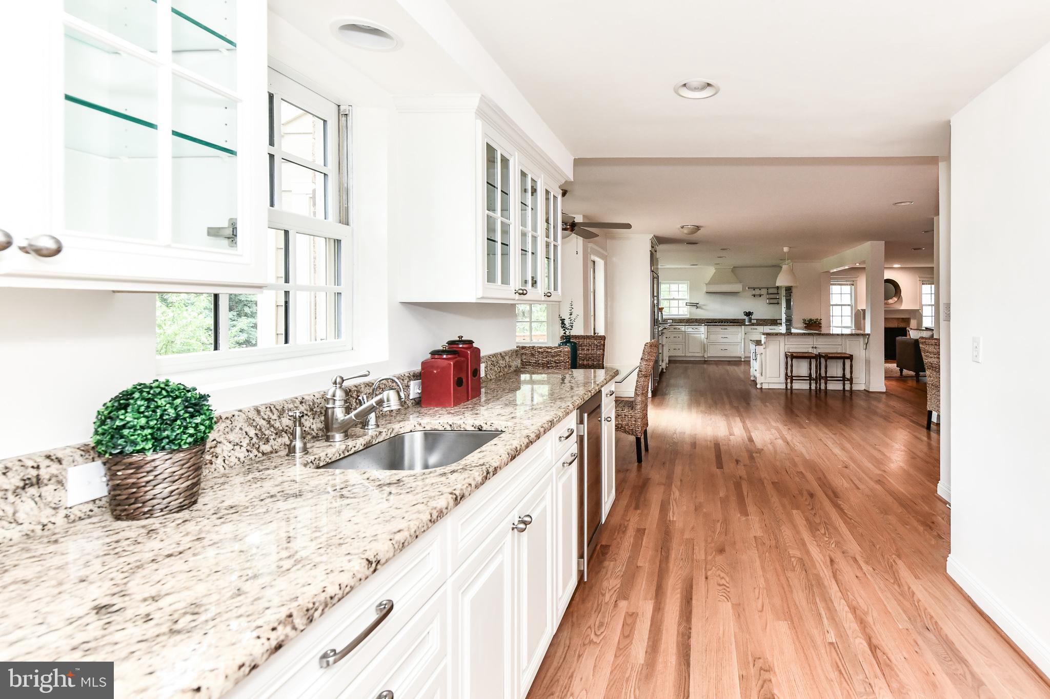 1327 Deep Run Lane Reston, VA 20190 - Photo 8 of 81