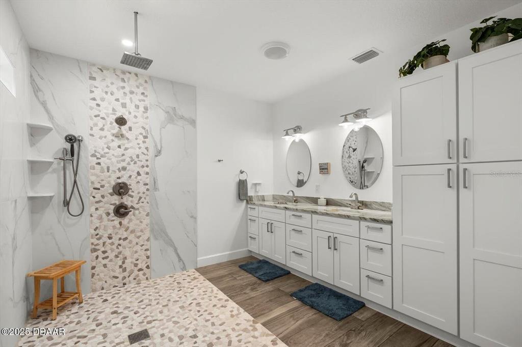 2995 Ragis Road Edgewater, FL 32132 - Photo 20 of 37