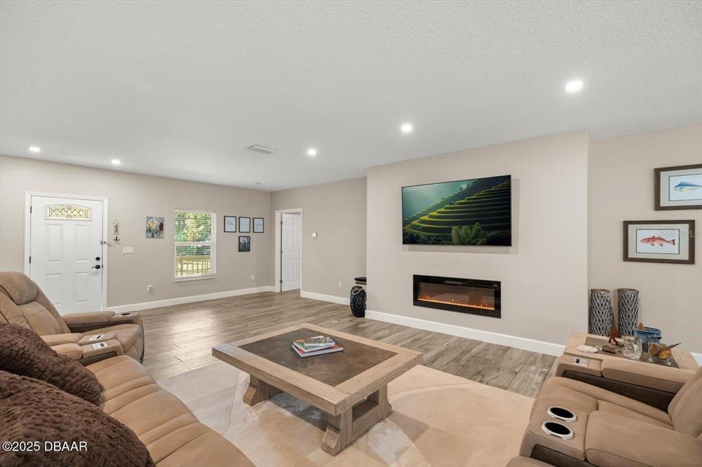 2995 Ragis Road Edgewater, FL 32132 - Photo 3 of 37