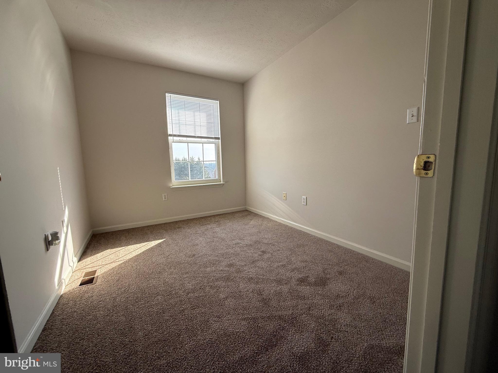 294 Mike Drive Elkton, MD 21921 - Photo 44 of 61 an empty room with a window