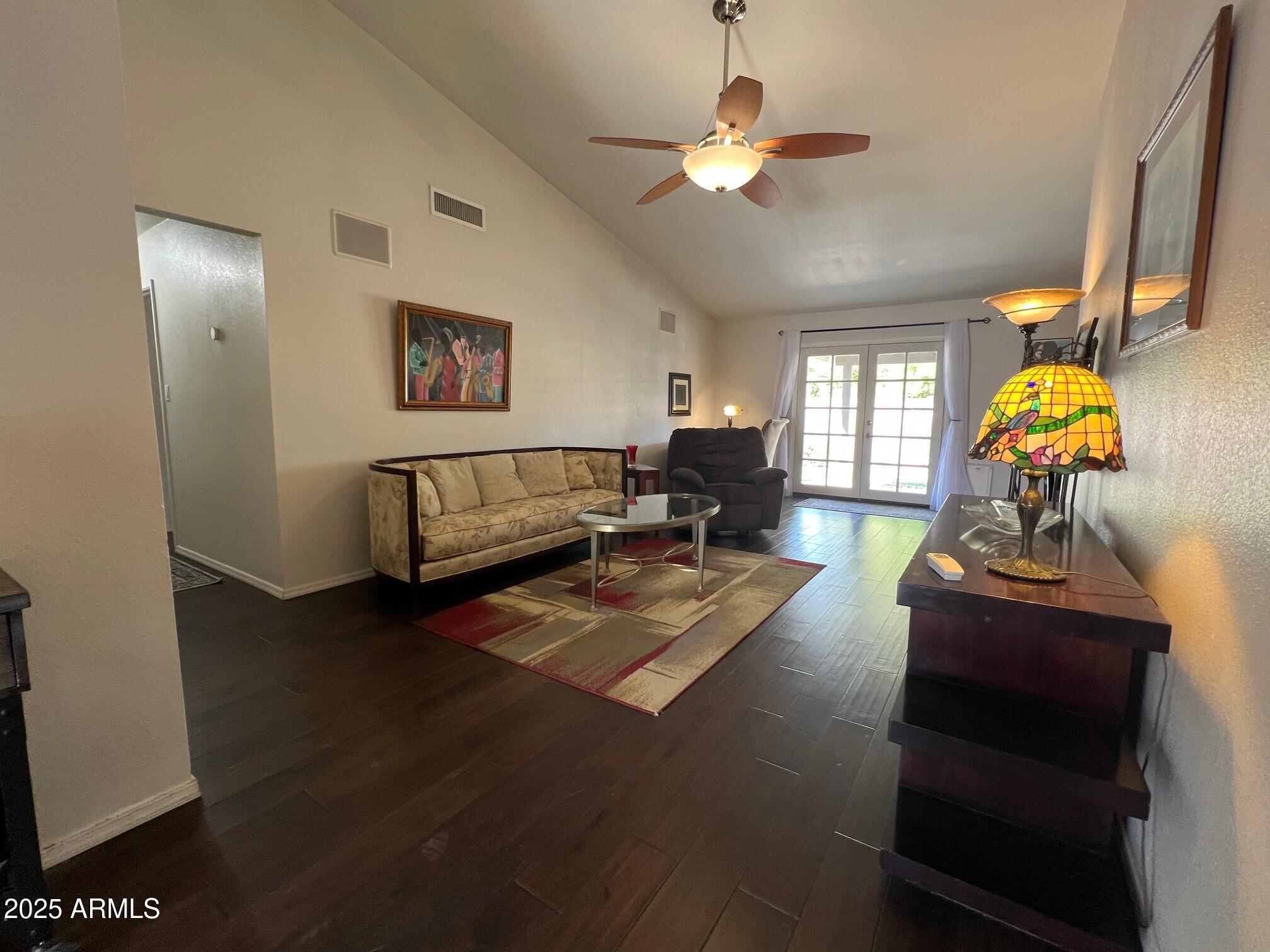 1002 East Grandview Road Phoenix, AZ 85022 - Photo 3 of 29 Living Room