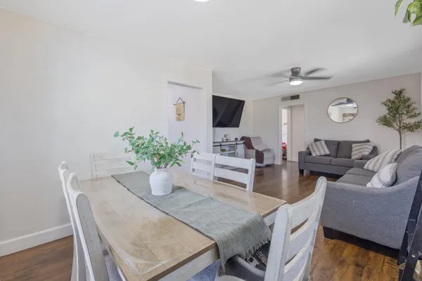 $315,000 | 723 North Lourae Avenue, Reedley, CA 93654