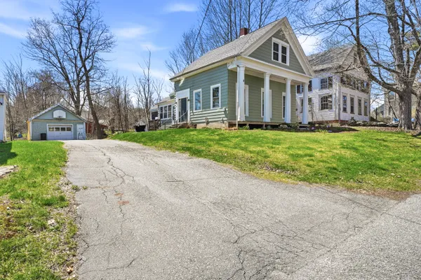 $279,900 | 8 Baker Street, Richmond, ME 04357