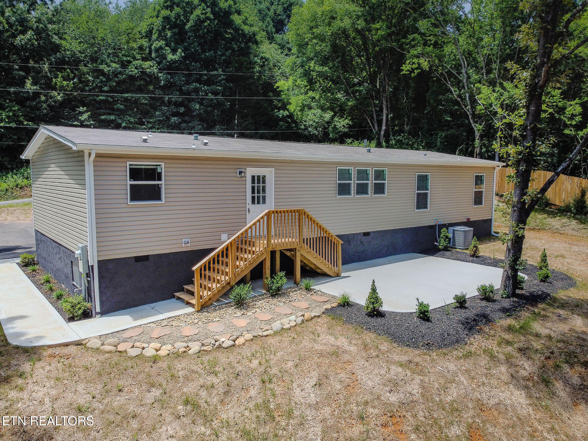 800 Matlock Trail Loudon, TN 37774 - Photo 4 of 38 DJI_0065-HDR