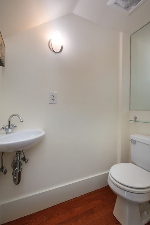 105 Appleton Street Boston, MA 02116 - Photo 19 of 28