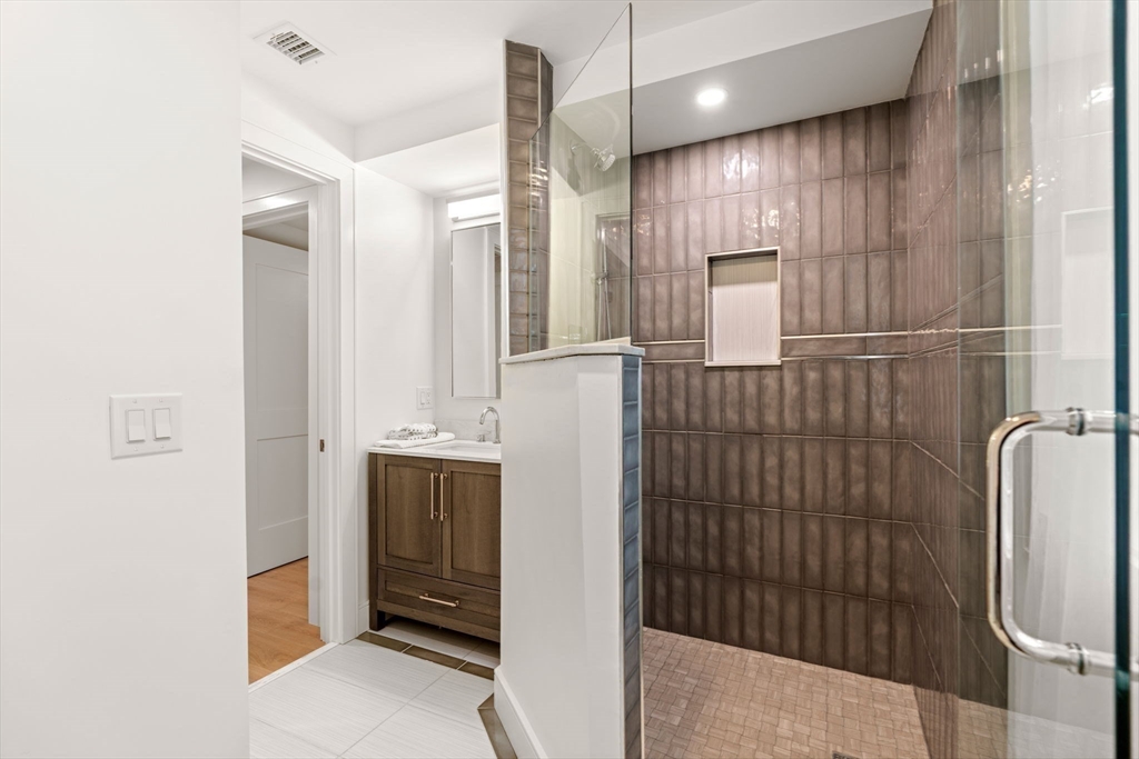 30 Arlington Road Woburn, MA 01801 - Photo 24 of 41 Gallery Image 24