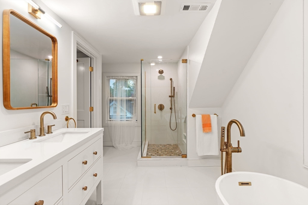 30 Arlington Road Woburn, MA 01801 - Photo 32 of 41 Gallery Image 32