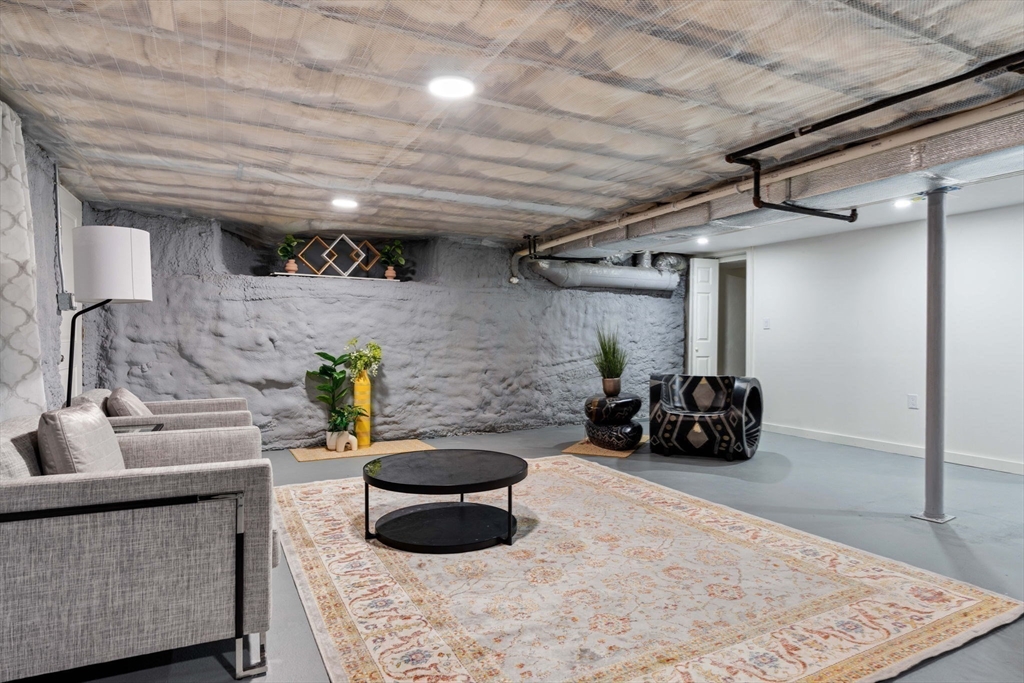 30 Arlington Road Woburn, MA 01801 - Photo 33 of 41 Gallery Image 33