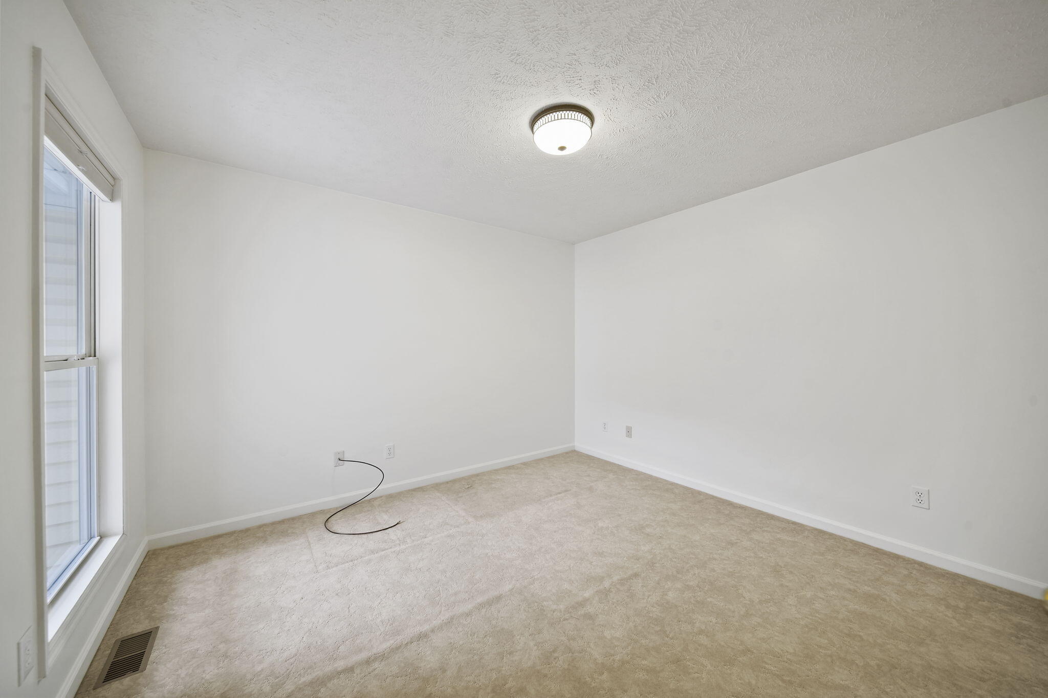 2415 North Aurelius Road, Unit 12 Holt, MI 48842 - Photo 10 of 43 10-web-or-mls-DSC04826