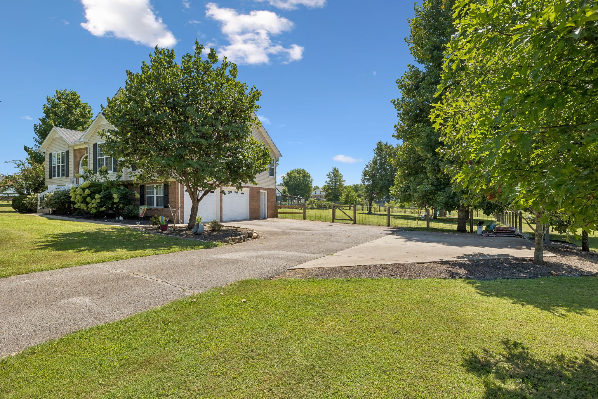 943 Beechcroft Road Spring Hill, TN 37174 - Photo 20 of 84 Gallery Image 20