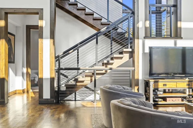 $2,225,000 | 16 Steelhead Court, Donnelly, ID 83615