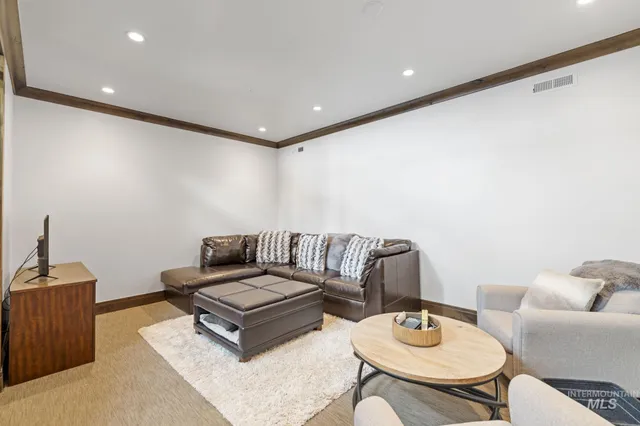 $2,225,000 | 16 Steelhead Court, Donnelly, ID 83615