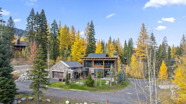$2,225,000 | 16 Steelhead Court, Donnelly, ID 83615