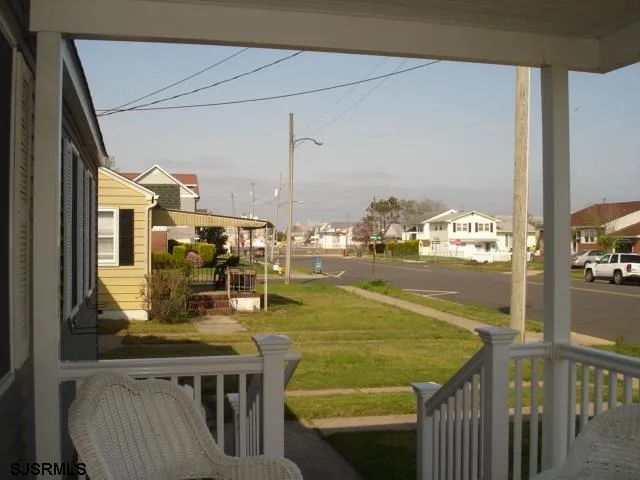 $1,250 | 209 North Rosborough Avenue, Ventnor City, NJ 08406