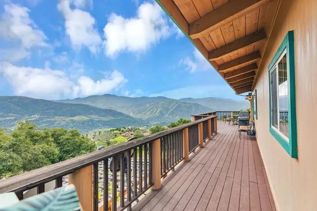 $1,195,000 | 18 Asoleado Drive, Carmel Valley, CA 93924