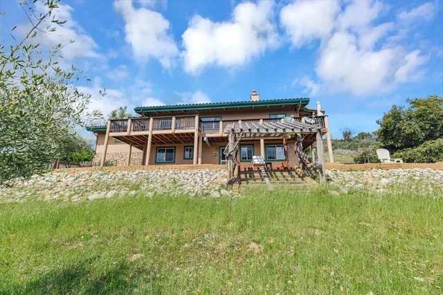 $1,195,000 | 18 Asoleado Drive, Carmel Valley, CA 93924